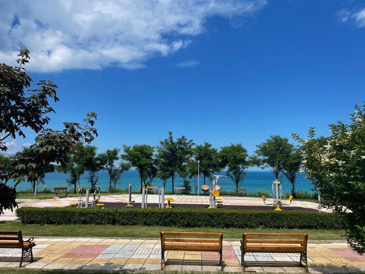 Studios Sea View Primorsko Exterior foto