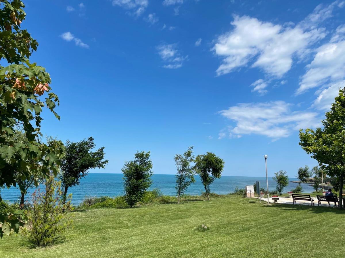 Studios Sea View Primorsko Exterior foto